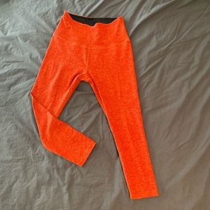 🍅 Beyond Yoga- Spacedye Walk & Talk High Waisted Legging RED